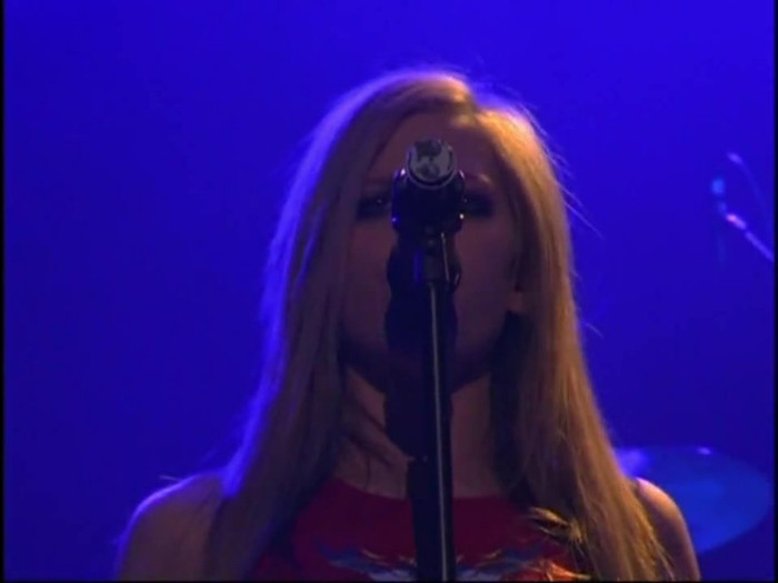 Bonez Tour Documentary [HD] Part2 - Avril Lavigne 2963