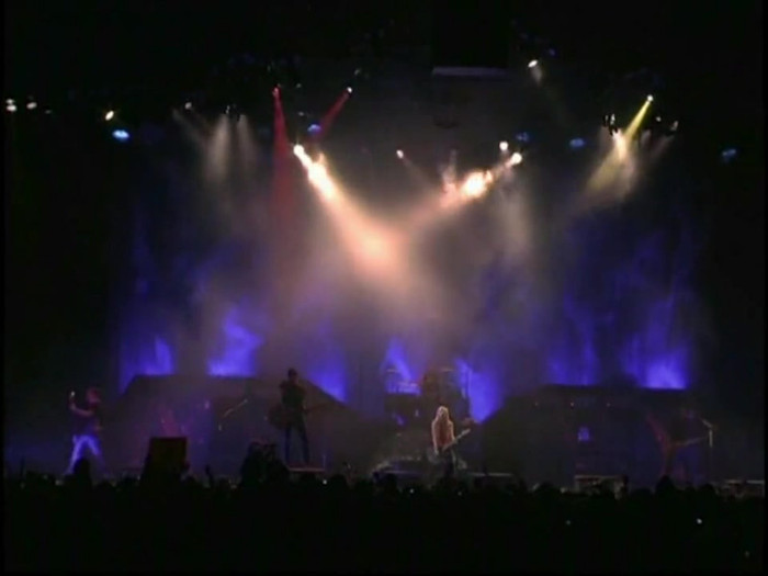 Bonez Tour Documentary [HD] Part2 - Avril Lavigne 1499