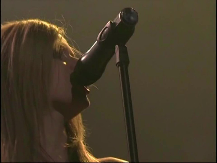 Bonez Tour Documentary [HD] Part2 - Avril Lavigne 2488