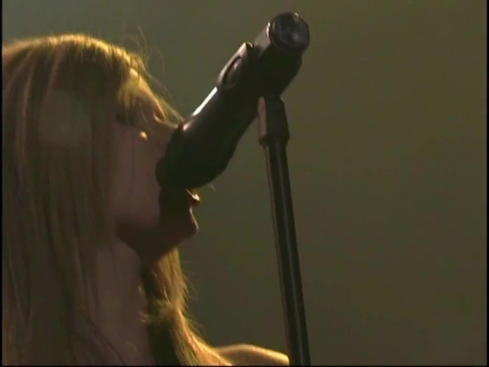 Bonez Tour Documentary [HD] Part2 - Avril Lavigne 2490