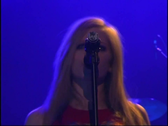 Bonez Tour Documentary [HD] Part2 - Avril Lavigne 2968