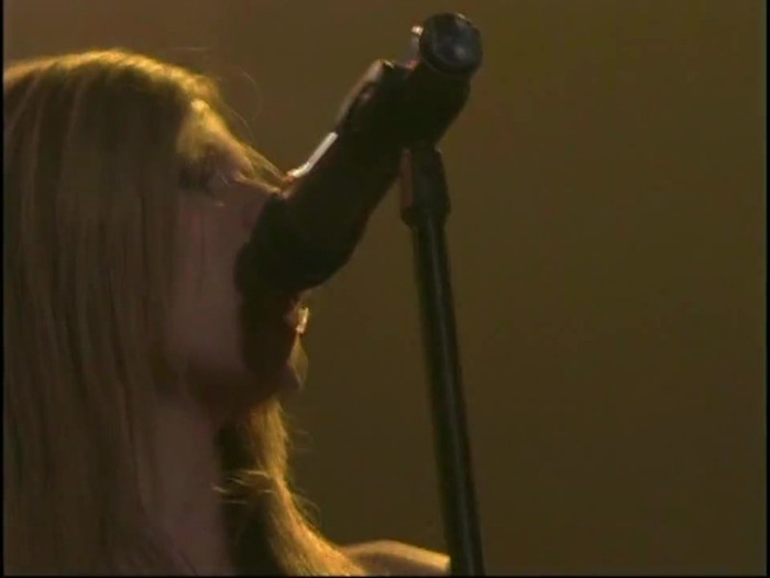 Bonez Tour Documentary [HD] Part2 - Avril Lavigne 2492