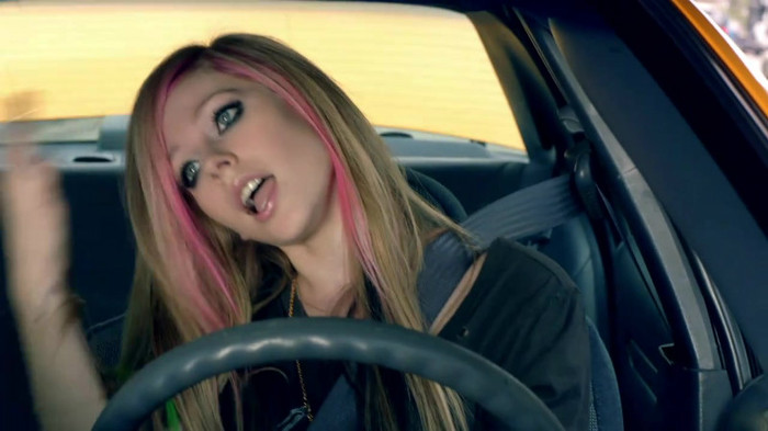 Avril Lavigne - What The Hell_youtube_original 0902