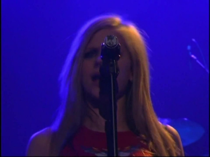 Bonez Tour Documentary [HD] Part2 - Avril Lavigne 2980 - Avril - Lavigne - 2008 - Bonez - Tour - Documentary - oo6
