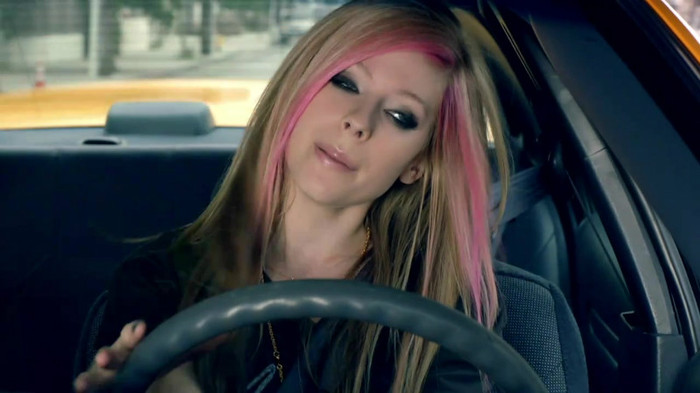 Avril Lavigne - What The Hell_youtube_original 0912