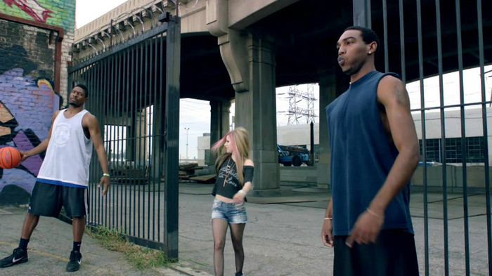 Avril Lavigne - What The Hell_youtube_original 1177 - Avril - Lavigne - What - The - Hell - oo3