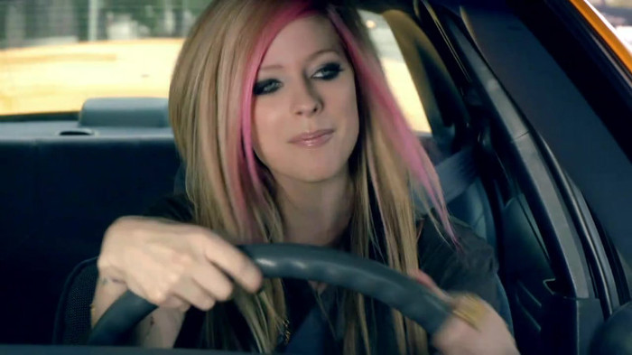 Avril Lavigne - What The Hell_youtube_original 0918 - Avril - Lavigne - What - The - Hell - oo2