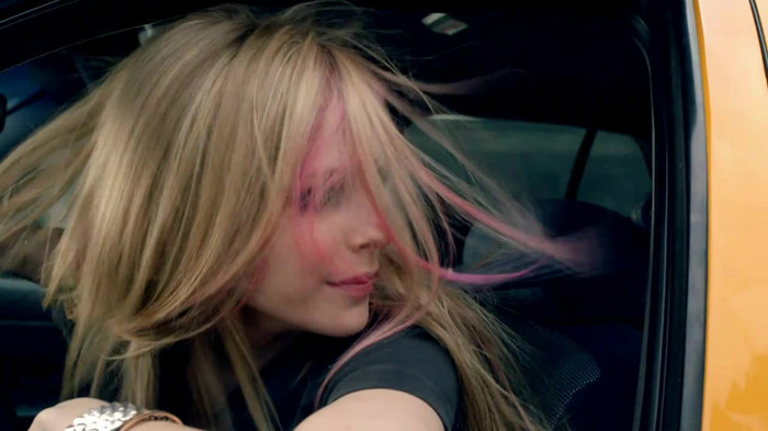 Avril Lavigne - What The Hell_youtube_original 0925