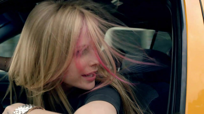 Avril Lavigne - What The Hell_youtube_original 0927