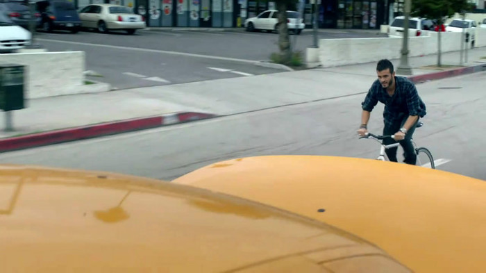 Avril Lavigne - What The Hell_youtube_original 0931