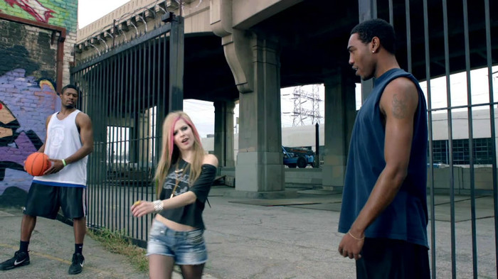 Avril Lavigne - What The Hell_youtube_original 1194 - Avril - Lavigne - What - The - Hell - oo3