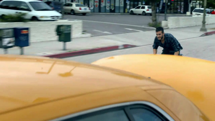 Avril Lavigne - What The Hell_youtube_original 0936