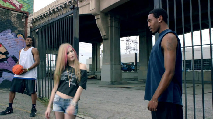 Avril Lavigne - What The Hell_youtube_original 1197 - Avril - Lavigne - What - The - Hell - oo3