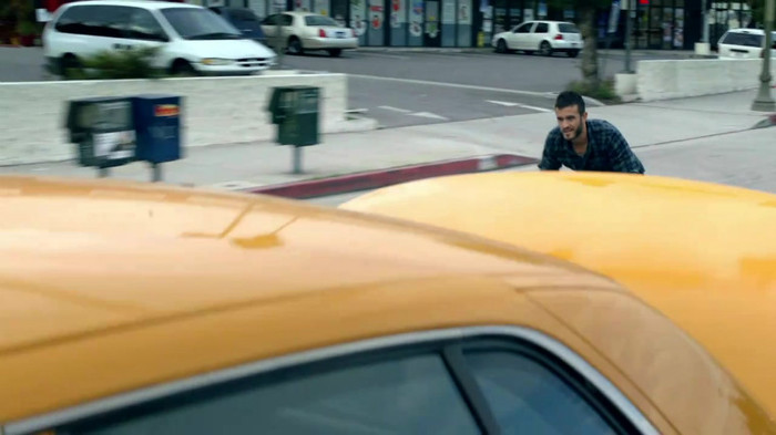 Avril Lavigne - What The Hell_youtube_original 0938