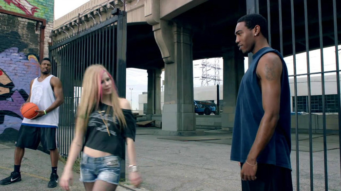Avril Lavigne - What The Hell_youtube_original 1198 - Avril - Lavigne - What - The - Hell - oo3