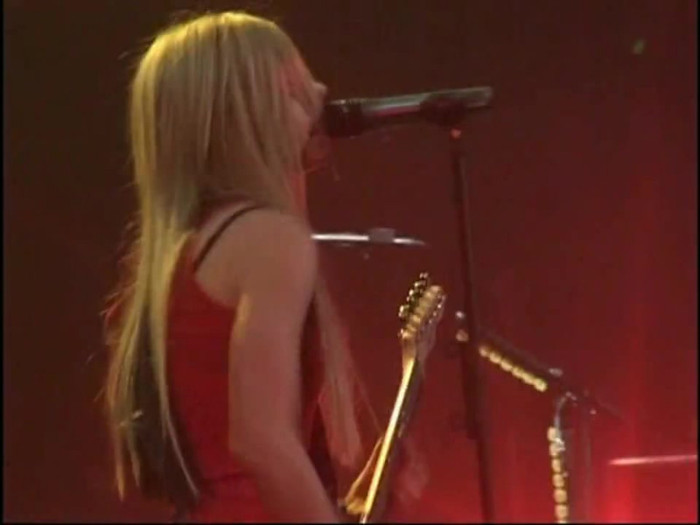 Bonez Tour Documentary [HD] Part2 - Avril Lavigne 3511