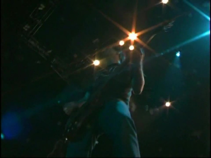 Bonez Tour Documentary [HD] Part2 - Avril Lavigne 3038