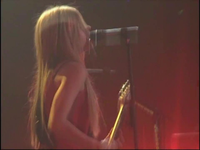 Bonez Tour Documentary [HD] Part2 - Avril Lavigne 3516