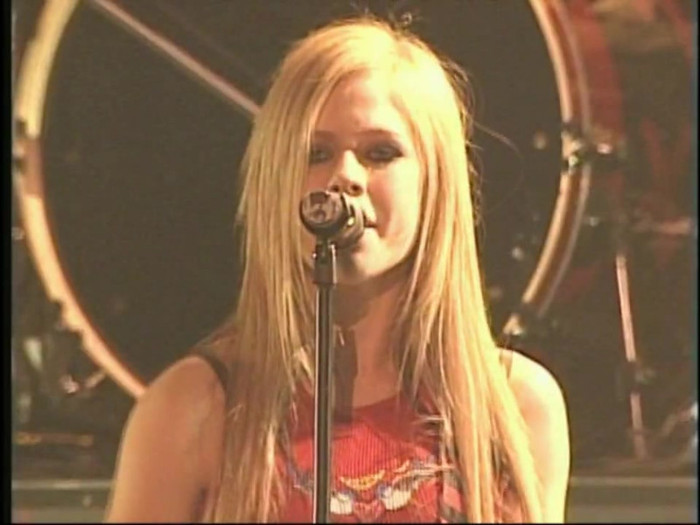 Bonez Tour Documentary [HD] Part2 - Avril Lavigne 3040 - Avril - Lavigne - 2008 - Bonez - Tour - Documentary - oo7