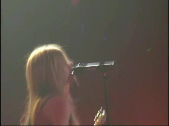 Bonez Tour Documentary [HD] Part2 - Avril Lavigne 3519