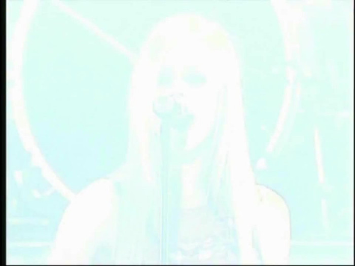 Bonez Tour Documentary [HD] Part2 - Avril Lavigne 3057
