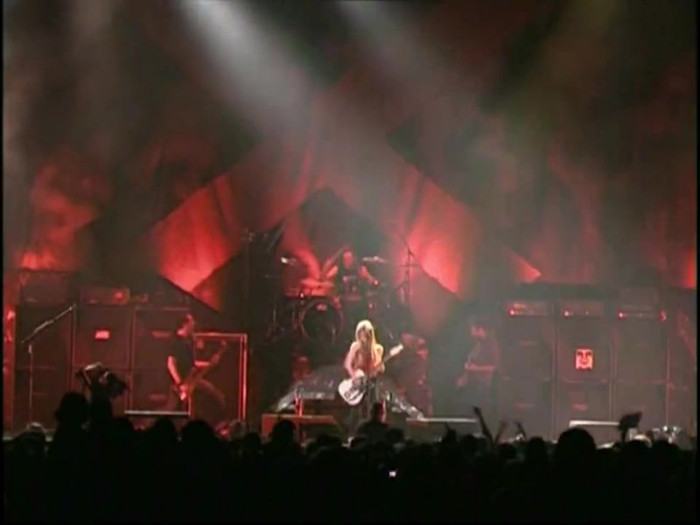 Bonez Tour Documentary [HD] Part2 - Avril Lavigne 3538