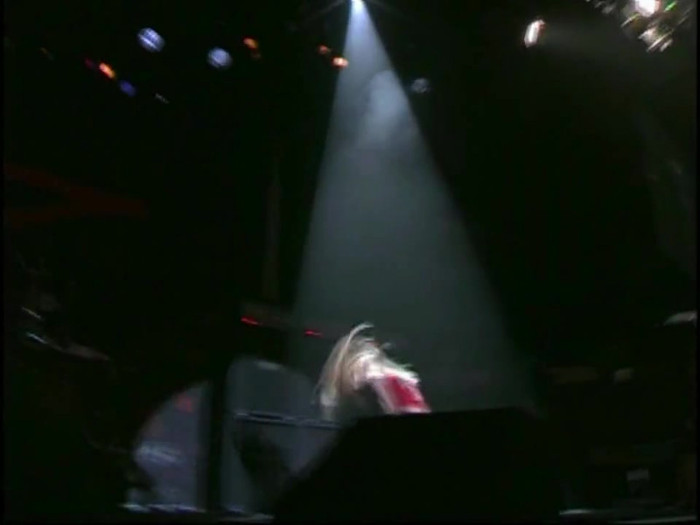 Bonez Tour Documentary [HD] Part2 - Avril Lavigne 3563 - Avril - Lavigne - 2008 - Bonez - Tour - Documentary - oo8