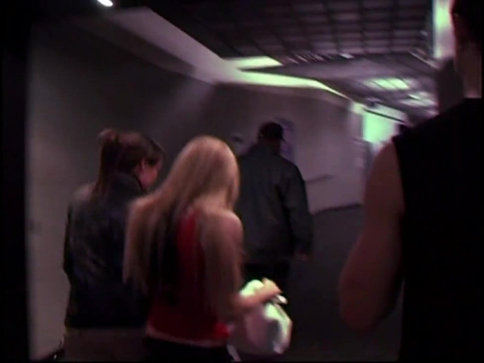 Bonez Tour Documentary [HD] Part2 - Avril Lavigne 4066 - Avril - Lavigne - 2008 - Bonez - Tour - Documentary - oo9