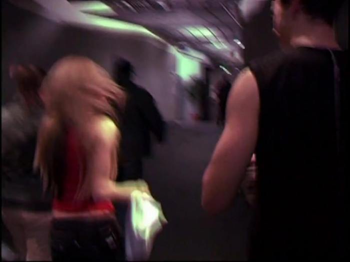Bonez Tour Documentary [HD] Part2 - Avril Lavigne 4077 - Avril - Lavigne - 2008 - Bonez - Tour - Documentary - oo9
