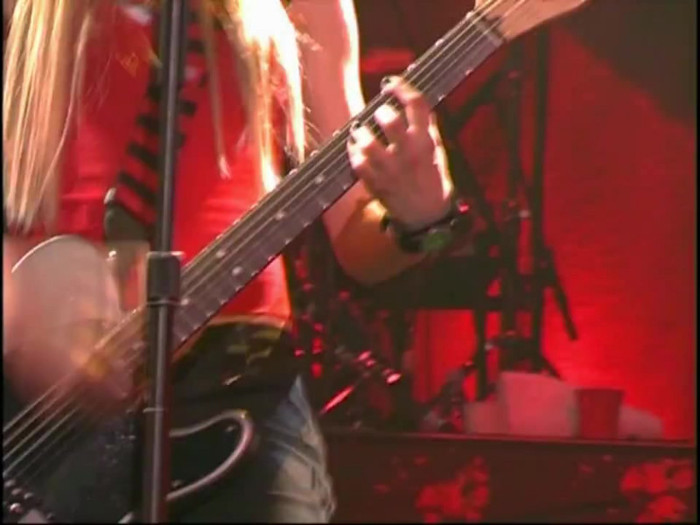 Bonez Tour Documentary [HD] Part2 - Avril Lavigne 3605 - Avril - Lavigne - 2008 - Bonez - Tour - Documentary - oo8