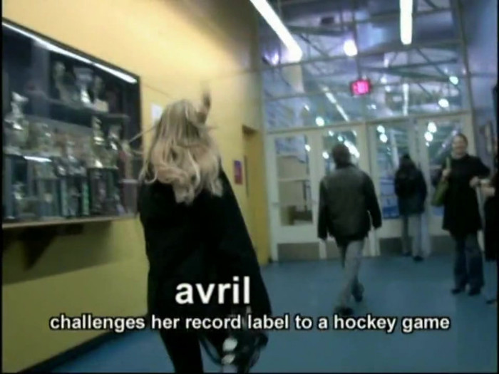 Bonez Tour Documentary [HD] Part2 - Avril Lavigne 5521 - Avril - Lavigne - 2008 - Bonez - Tour - Documentary - o12