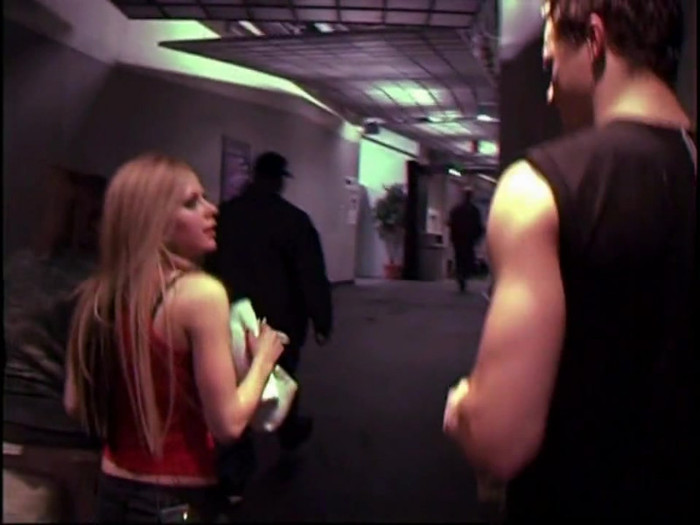 Bonez Tour Documentary [HD] Part2 - Avril Lavigne 4085 - Avril - Lavigne - 2008 - Bonez - Tour - Documentary - oo9