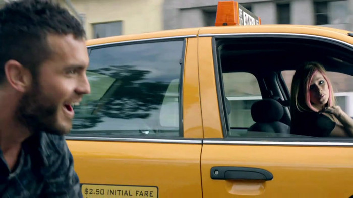 Avril Lavigne - What The Hell_youtube_original 0990