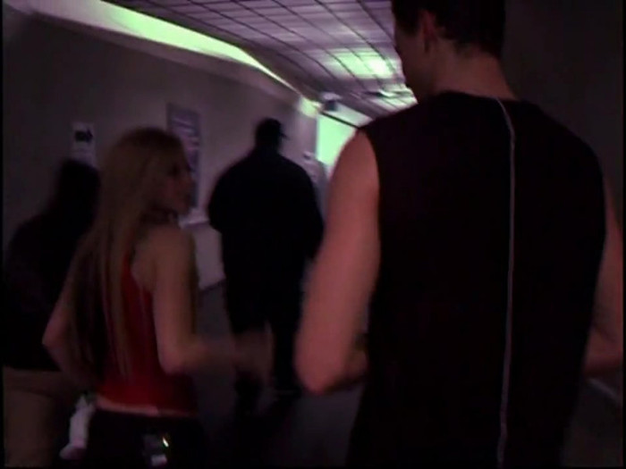 Bonez Tour Documentary [HD] Part2 - Avril Lavigne 4106 - Avril - Lavigne - 2008 - Bonez - Tour - Documentary - oo9