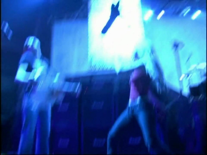 Bonez Tour Documentary [HD] Part2 - Avril Lavigne 3172