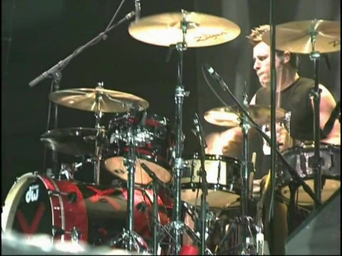 Bonez Tour Documentary [HD] Part2 - Avril Lavigne 3180