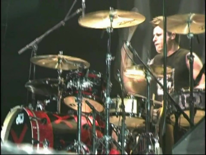 Bonez Tour Documentary [HD] Part2 - Avril Lavigne 3182 - Avril - Lavigne - 2008 - Bonez - Tour - Documentary - oo7