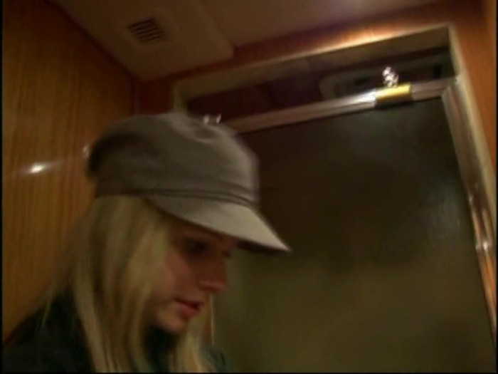 Bonez Tour Documentary [HD] Part2 - Avril Lavigne 5100 - Avril - Lavigne - 2008 - Bonez - Tour - Documentary - o11