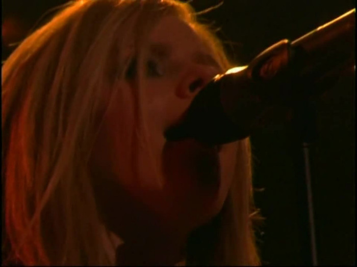 Bonez Tour Documentary [HD] Part2 - Avril Lavigne 3676