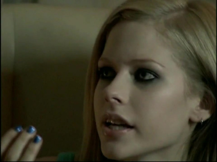 Bonez Tour Documentary [HD] Part2 - Avril Lavigne 4153