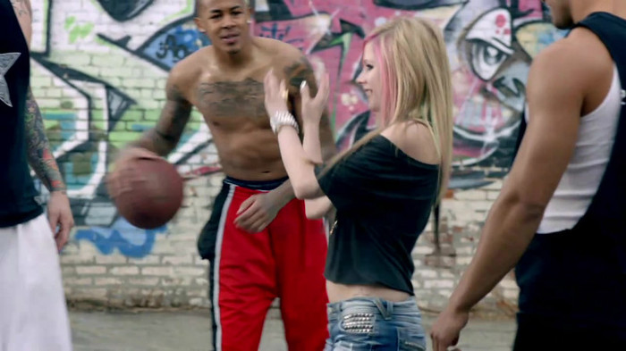Avril Lavigne - What The Hell_youtube_original 1264 - Avril - Lavigne - What - The - Hell - oo3