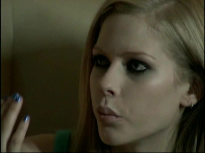 Bonez Tour Documentary [HD] Part2 - Avril Lavigne 4159
