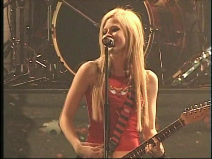 Bonez Tour Documentary [HD] Part2 - Avril Lavigne 3208 - Avril - Lavigne - 2008 - Bonez - Tour - Documentary - oo7