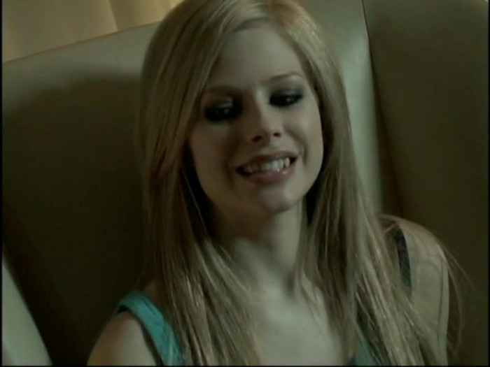 Bonez Tour Documentary [HD] Part2 - Avril Lavigne 4635 - Avril - Lavigne - 2008 - Bonez - Tour - Documentary - o1o