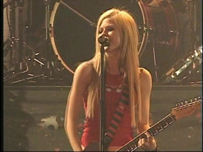 Bonez Tour Documentary [HD] Part2 - Avril Lavigne 3209 - Avril - Lavigne - 2008 - Bonez - Tour - Documentary - oo7