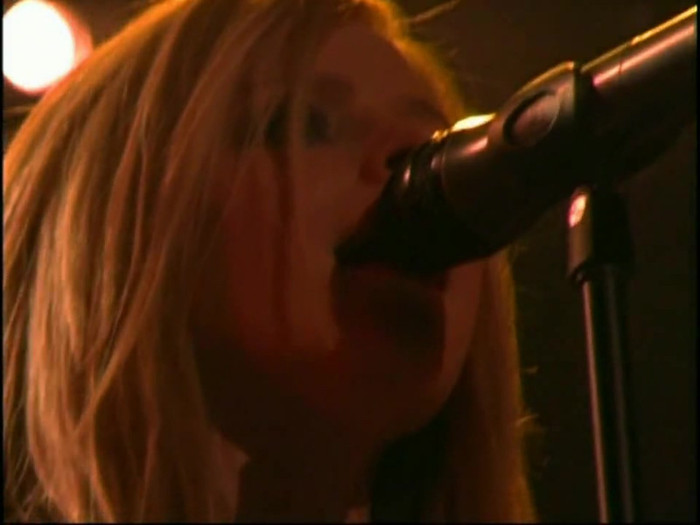 Bonez Tour Documentary [HD] Part2 - Avril Lavigne 3690