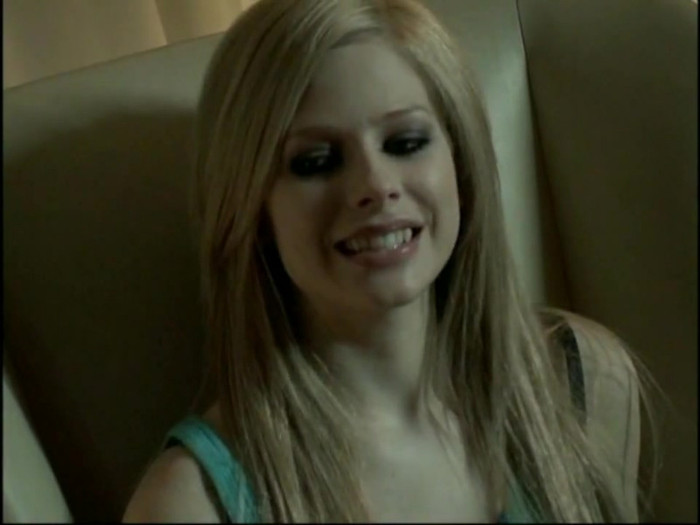 Bonez Tour Documentary [HD] Part2 - Avril Lavigne 4636 - Avril - Lavigne - 2008 - Bonez - Tour - Documentary - o1o