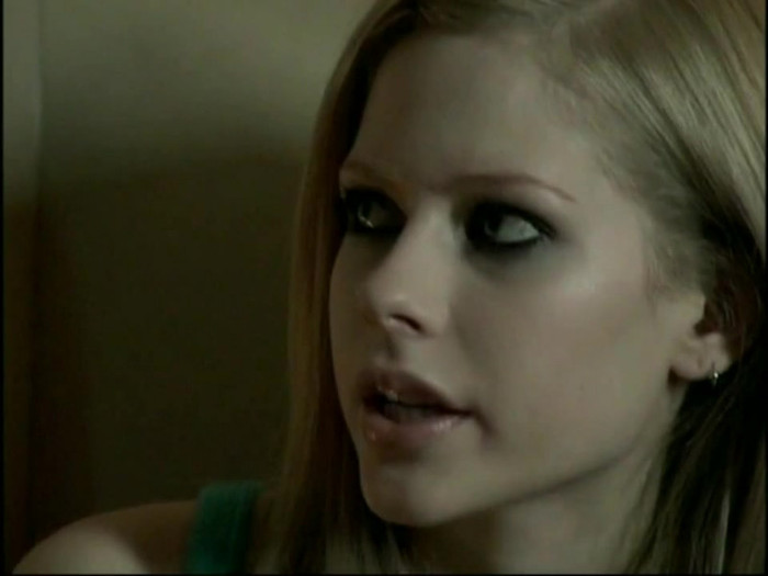 Bonez Tour Documentary [HD] Part2 - Avril Lavigne 4164