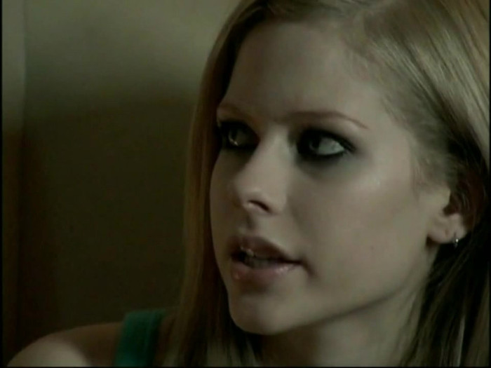 Bonez Tour Documentary [HD] Part2 - Avril Lavigne 4165