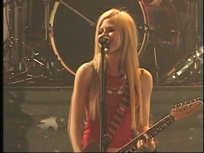 Bonez Tour Documentary [HD] Part2 - Avril Lavigne 3211 - Avril - Lavigne - 2008 - Bonez - Tour - Documentary - oo7
